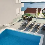 Somnium Near Trogir, Pool And Gym Villa