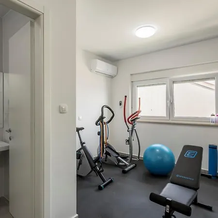 Somnium Near Trogir, Pool&gym Villa *