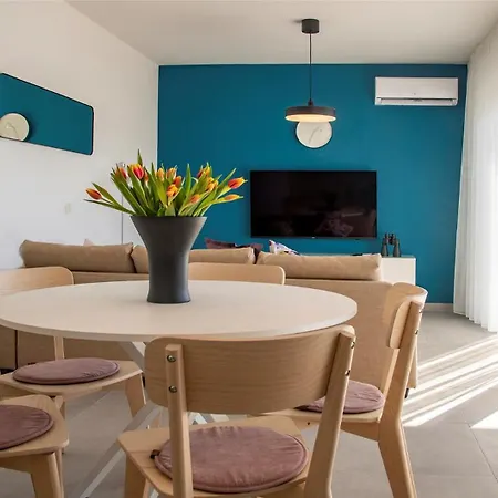 Somnium Near Trogir, Pool And Gym Rogoznica (Sibenik-Knin)