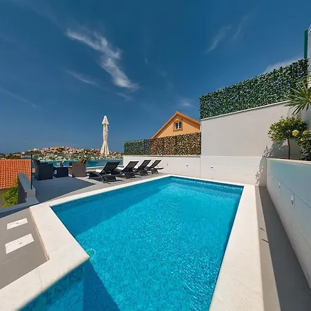 Somnium Near Trogir, Pool And Gym Villa