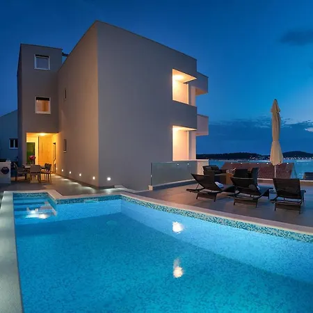 Somnium Near Trogir, Pool&gym Villa