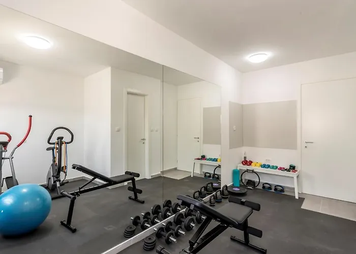 Villa Somnium Near Trogir, Pool And Gym *