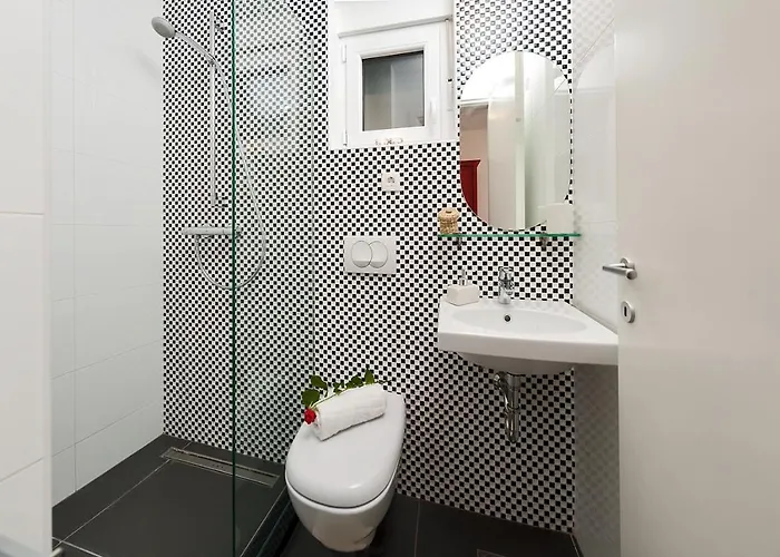 Somnium Near Trogir, Pool And Gym Villa